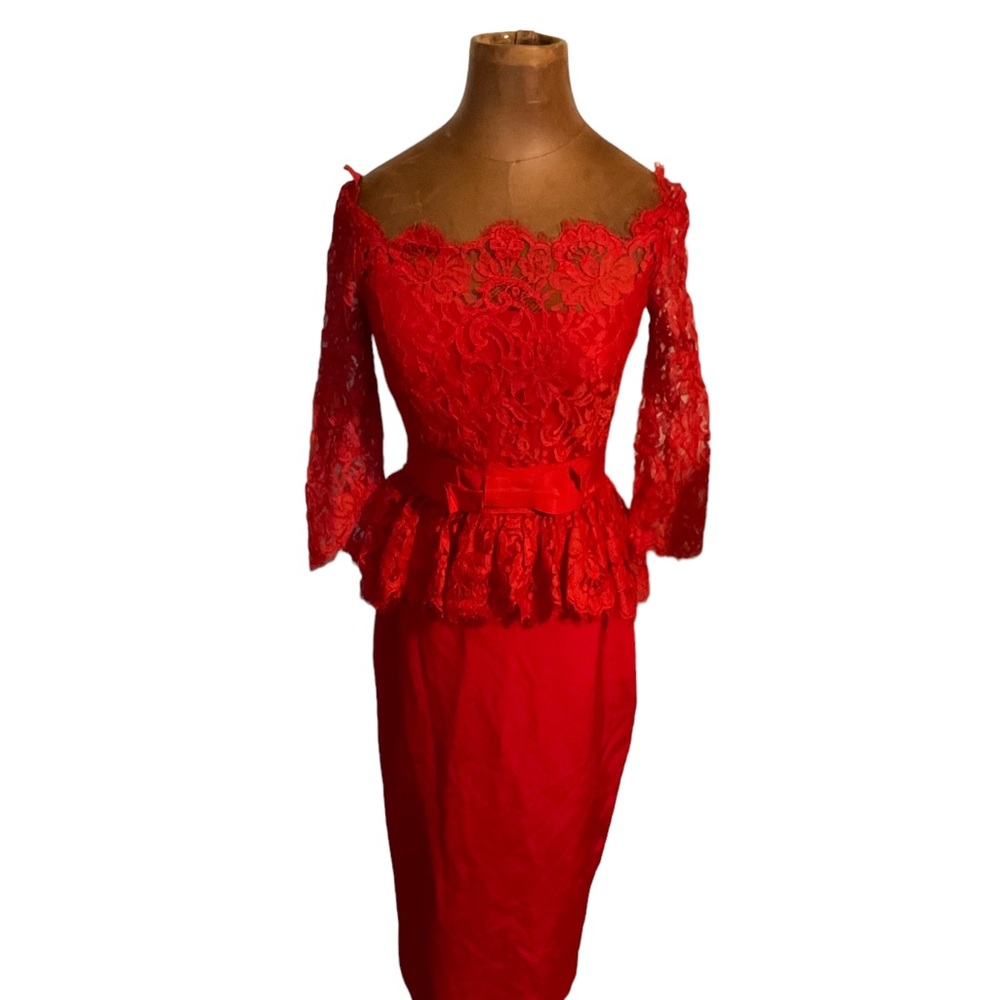 NWT Marchesa Notte Red Lace and Satin Holiday Cocktail Dress